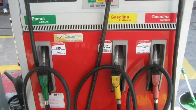 Fuel pump - Photo credit: Harry Wood