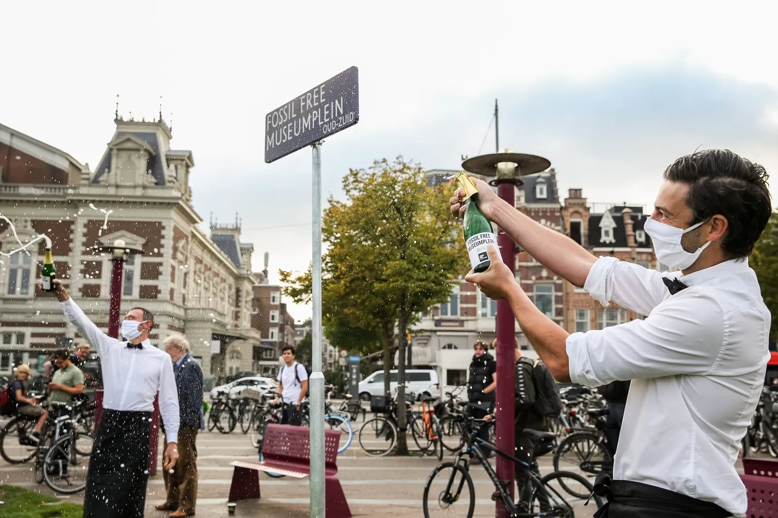 Fossil Free Culture NL celebrate Fossil Free Museumplein