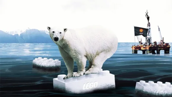 Greenpeace_Lego_Shell.jpg_1740809986.jpg