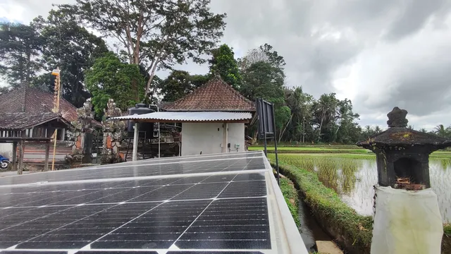PLTS yang dikelola masyarakat Bali
