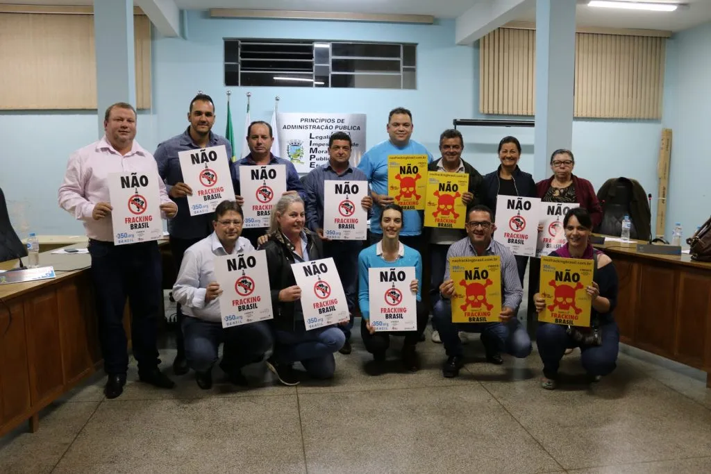 Reunião na Câmara de Vereadores em Ibaiti (Paraná).
