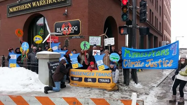 MN obama oil train protest