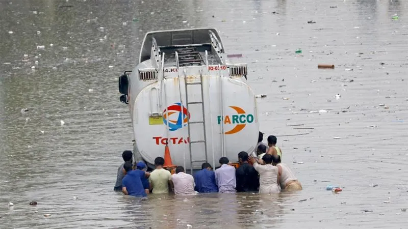 Pakistan-floods-1.jpg