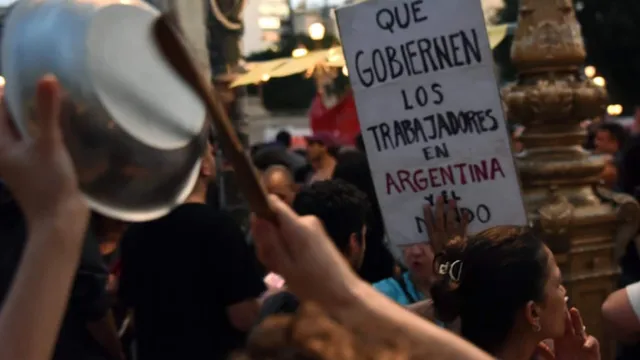 Que-gobiernen-los-trabajadores.jpg