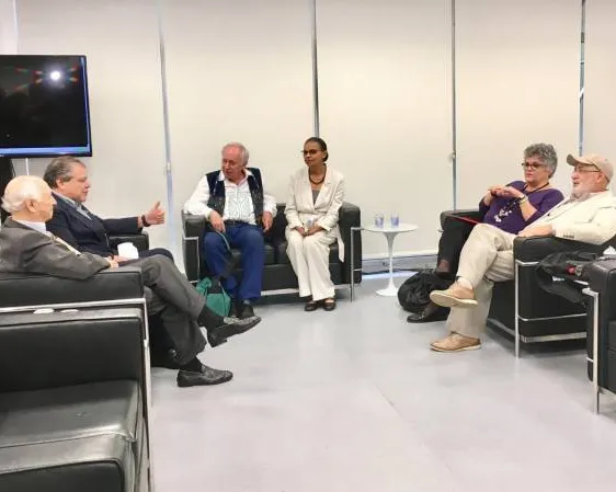 Reuniao Ex-Ministros