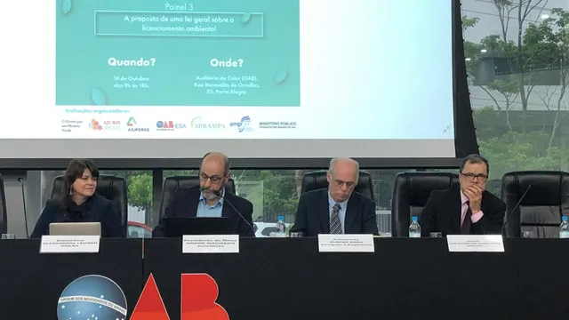 Rubens-Born-em-evento-da-OAB-em-Porto-Alegre-14-10-19.jpeg