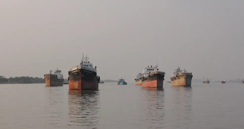 Ships in Poshur River