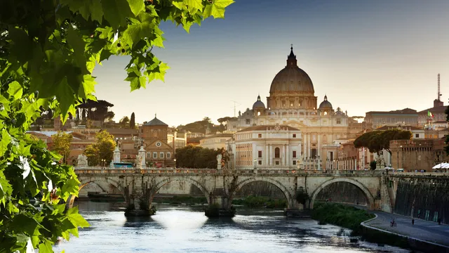 St.-Peters-Basilica-Vatican-City-Wallpaper.jpg