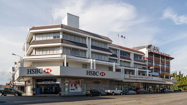 Tawau_Sabah_HSBC-Bank-02.jpg