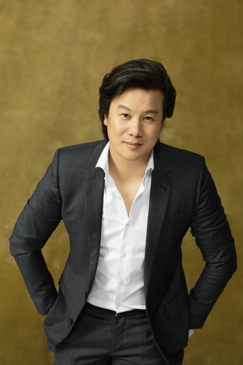 Thanh-Bùi_official.jpg