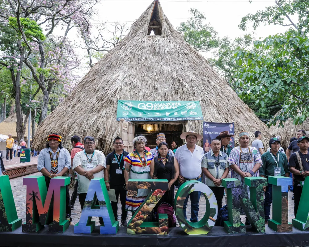 Líderes indígenas reunidos em Cali para o lançamento do G9 Indígena da Amazônia. Foto: Fernando Morales/350.org