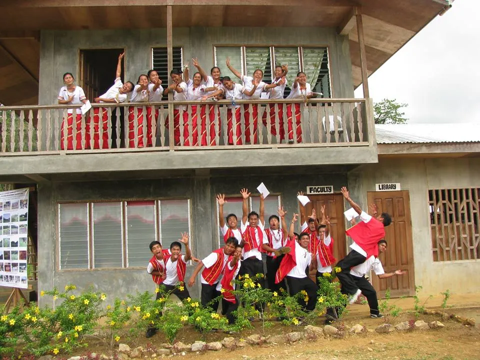  (c) Philippine Online Chronicles