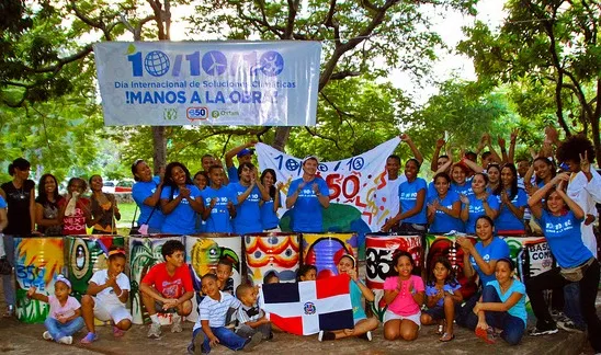 dominicana350b.jpg