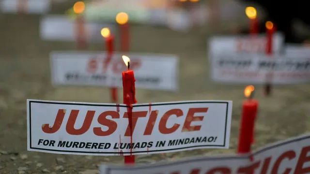 (c) Loi Manalansan