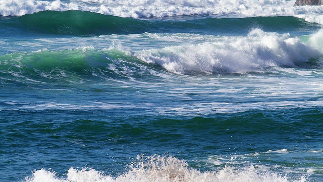 pacific-ocean-waves-california-usa-mark-miller-photos.webp