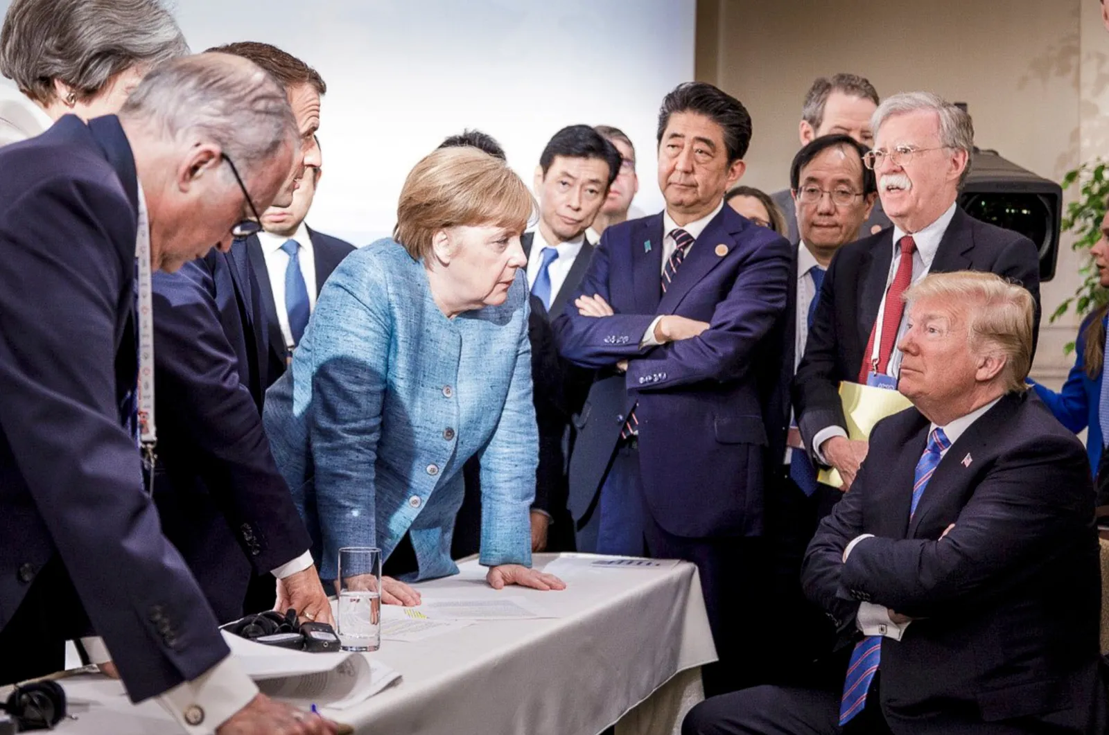 trumphoto.jpg