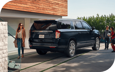 Chevrolet Suburban Features