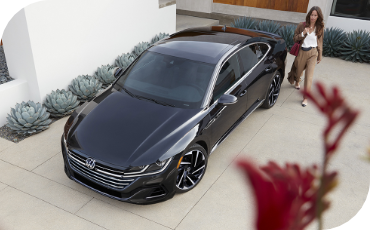 Closeup of the Volkswagen Arteon body styling