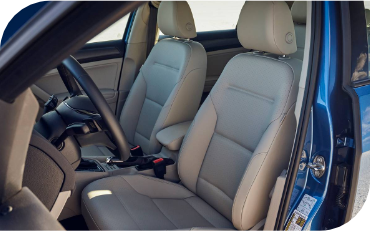 Picture of the interior safety systems the Volkswagen Golf