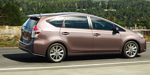 2016 Toyota Prius V Model Exterior Style