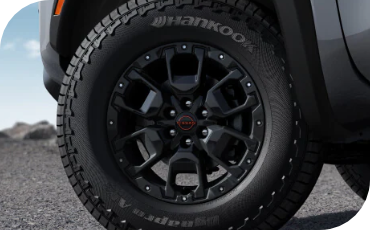 Nissan Frontier Features