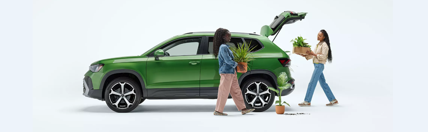 Specs and Features of the 2025 Volkswagen Taos model information