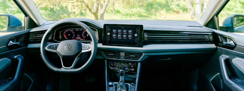 Columbus OH Volksagen Jetta interior display