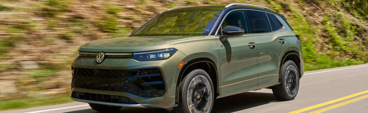 Specs and Features of the 2026 Volkswagen Tiguan model information