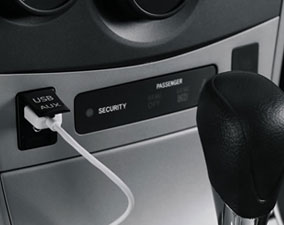 2013 Toyota Corolla USB Media Device Connectivity