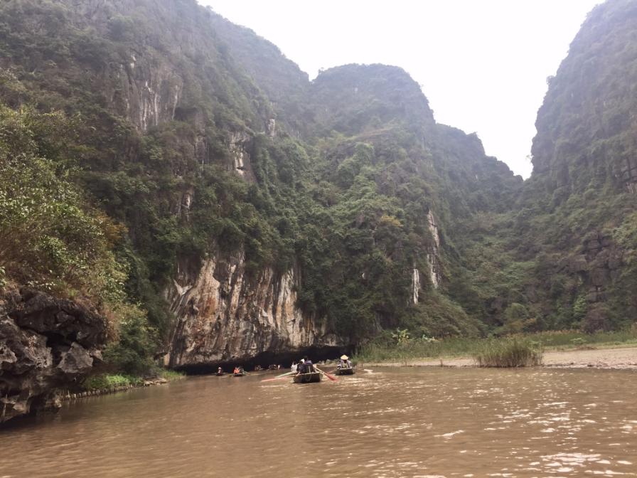 tam coc boat tour