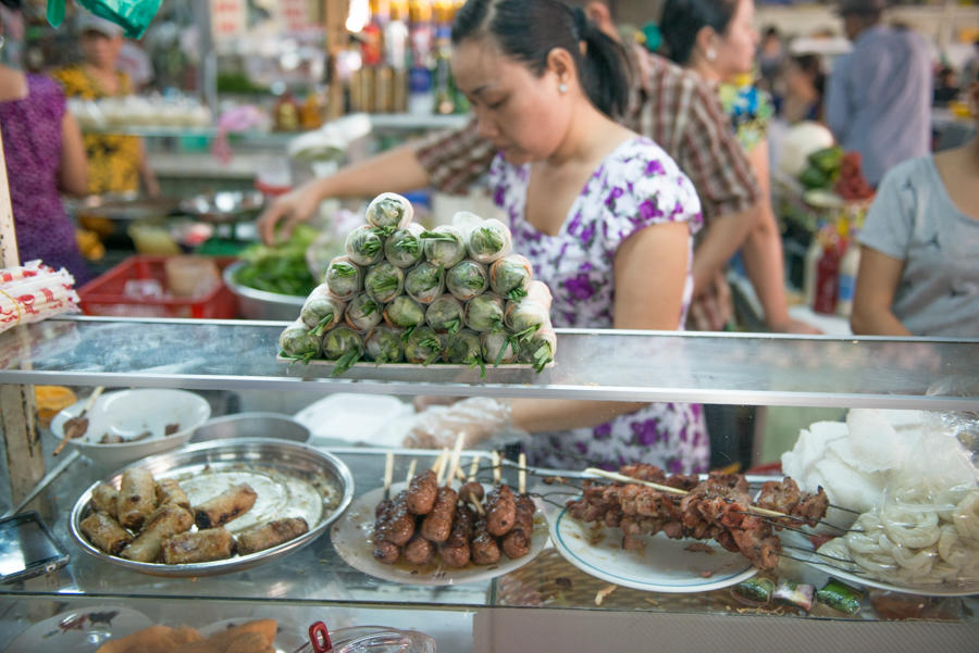 food stalls, Cho Xom Chieu market, Ho Chi Minh, Vietnam