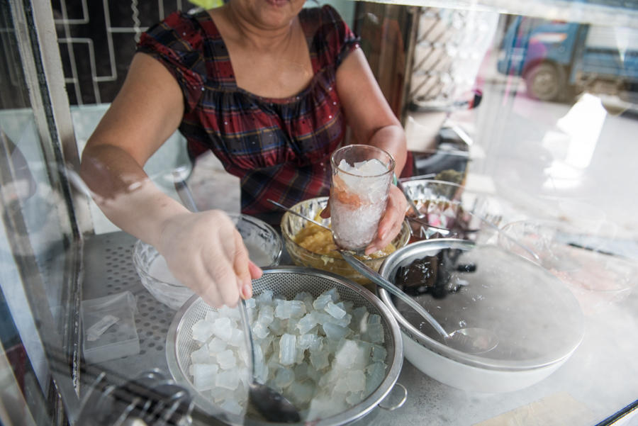 street food, Da Nang, Vietnam