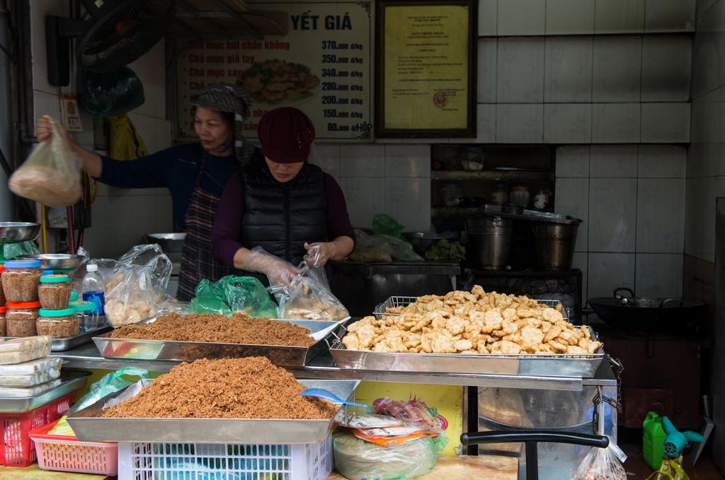 local market, Halong Bay, Vietnam