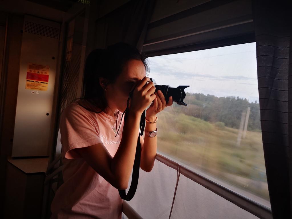 photographer, Beijing to Moscow train