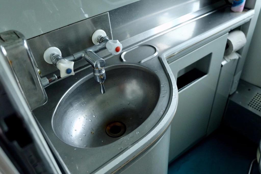 lavatory, toilet, Beijing to Moscow train