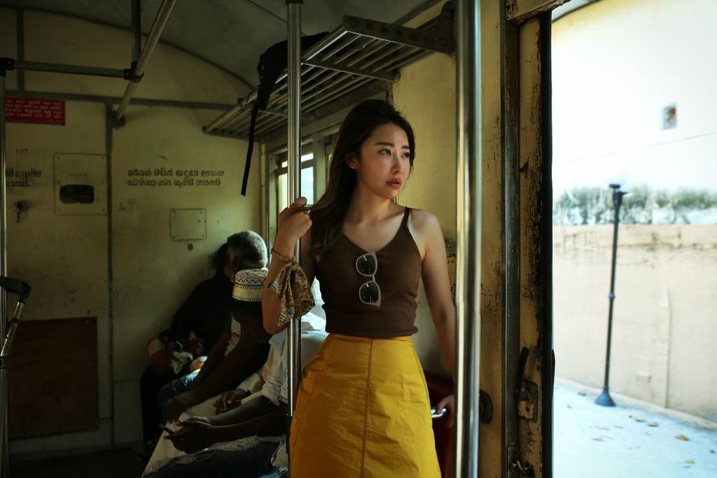 tea plantation train ride, Sri Lanka