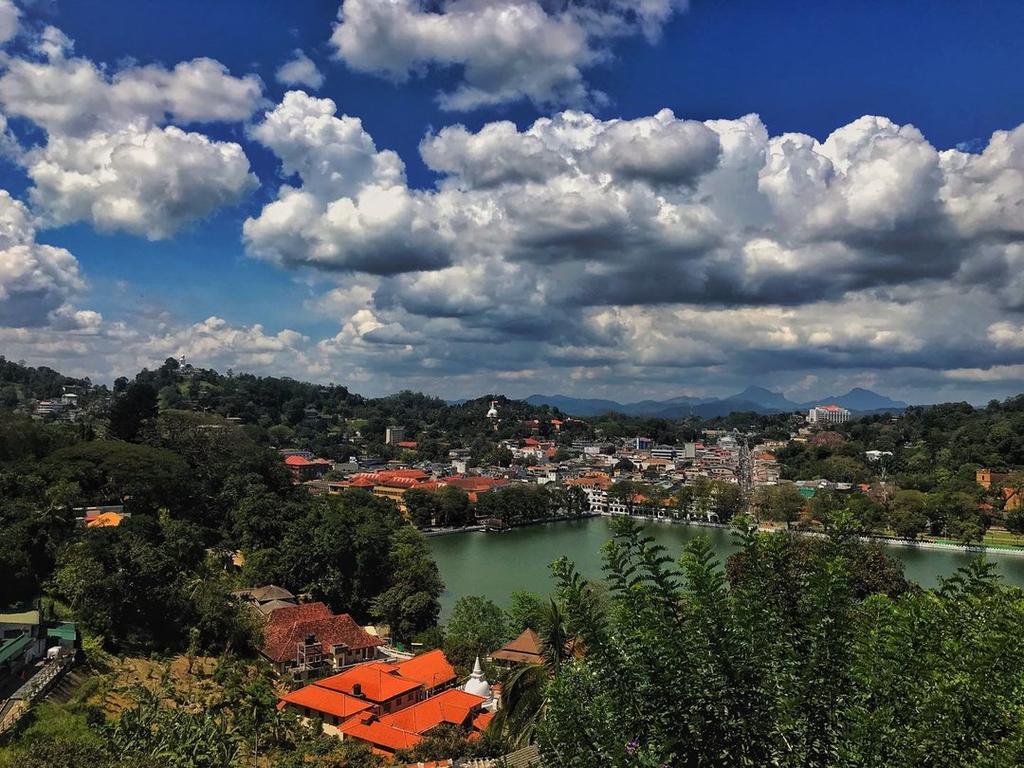 Kandy Lake, Sri Lanka