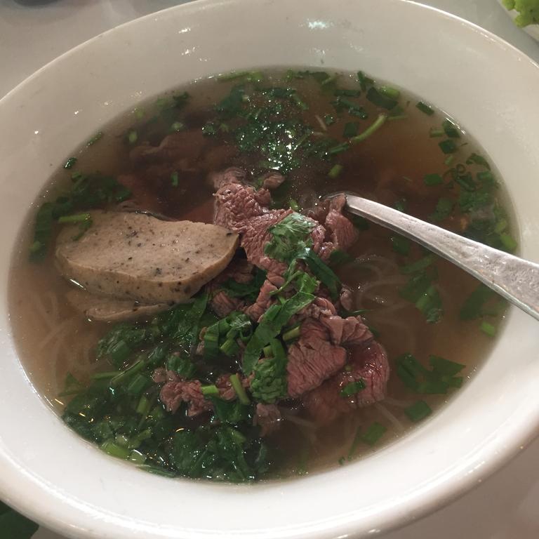 pho soup, Pho Jan Tanom, Luang Prabang, Laos