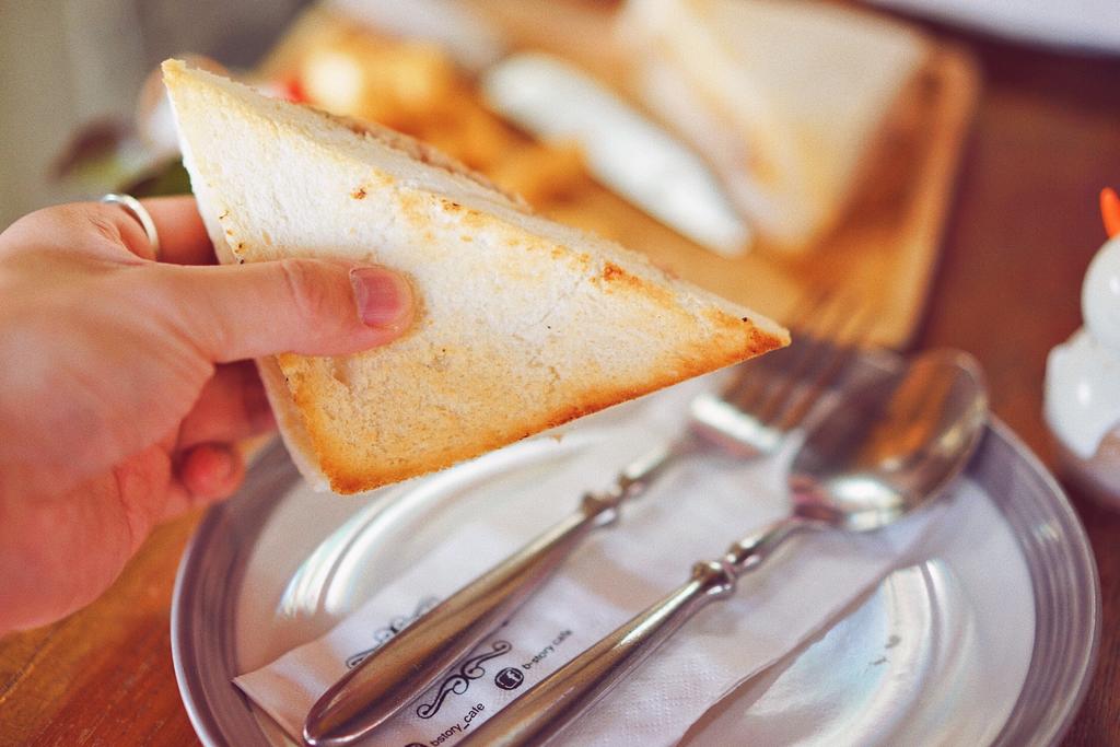 Baked toast at B-Story Cafe, Bangkok