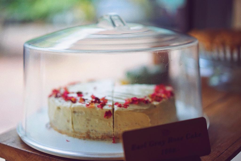 Cakes at (Un) Fashion Cafe, Bangkok