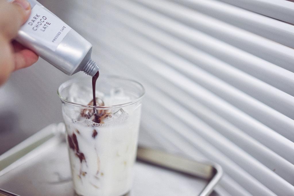 DIY chocolate milk, Pressed Cafe, Bangkok