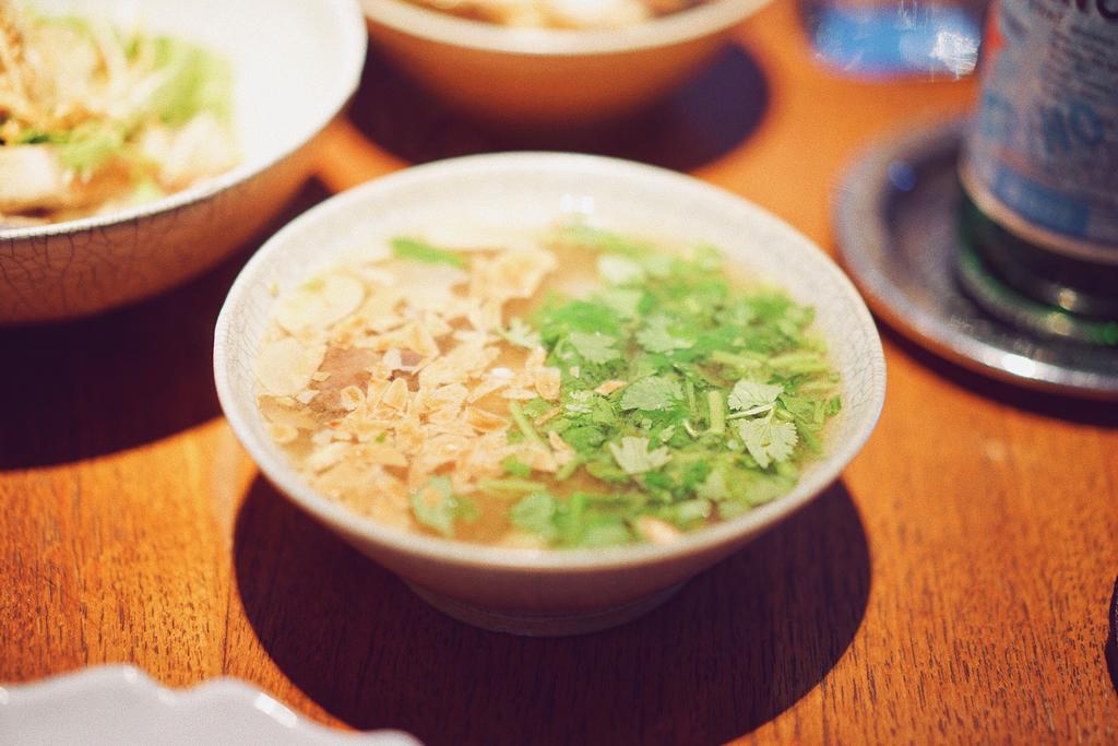 tom yum soup, Nahm, Bangkok