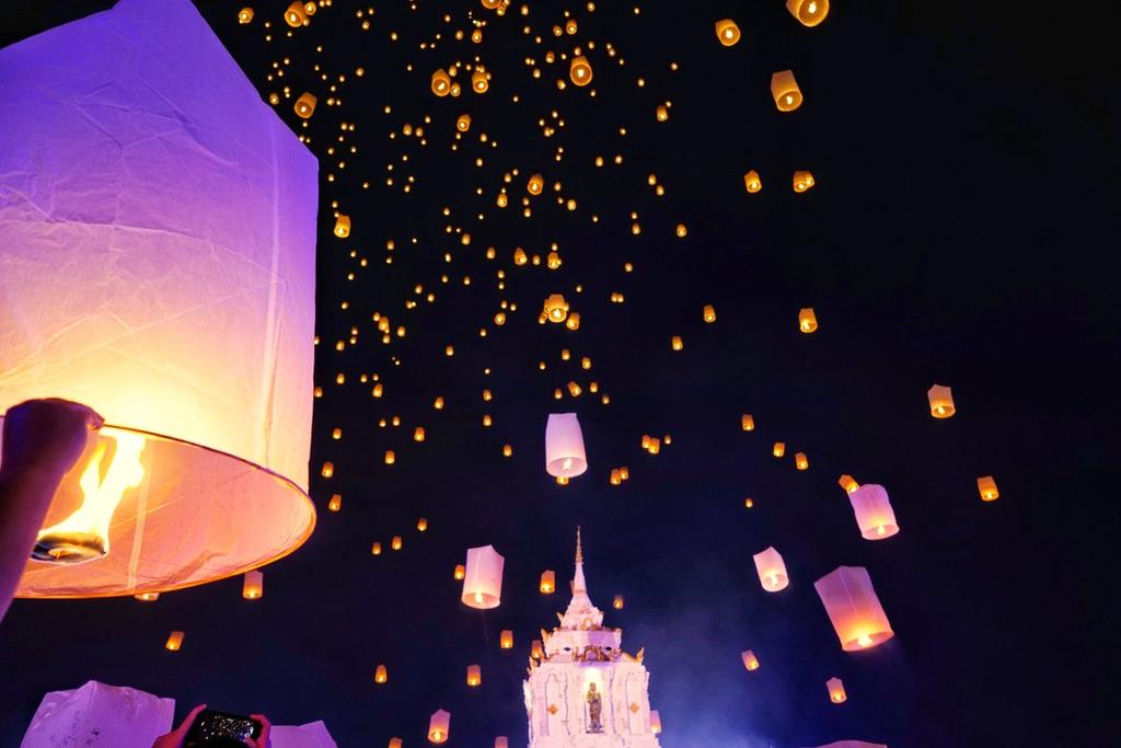 Lanna Festival (Yi Peng sky lanterns festival), Chiang Mai, Thailand