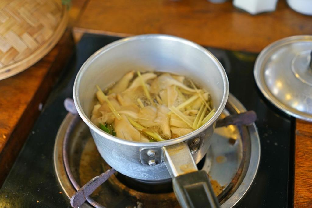 Thai cooking class, Chiang Mai, Thailand