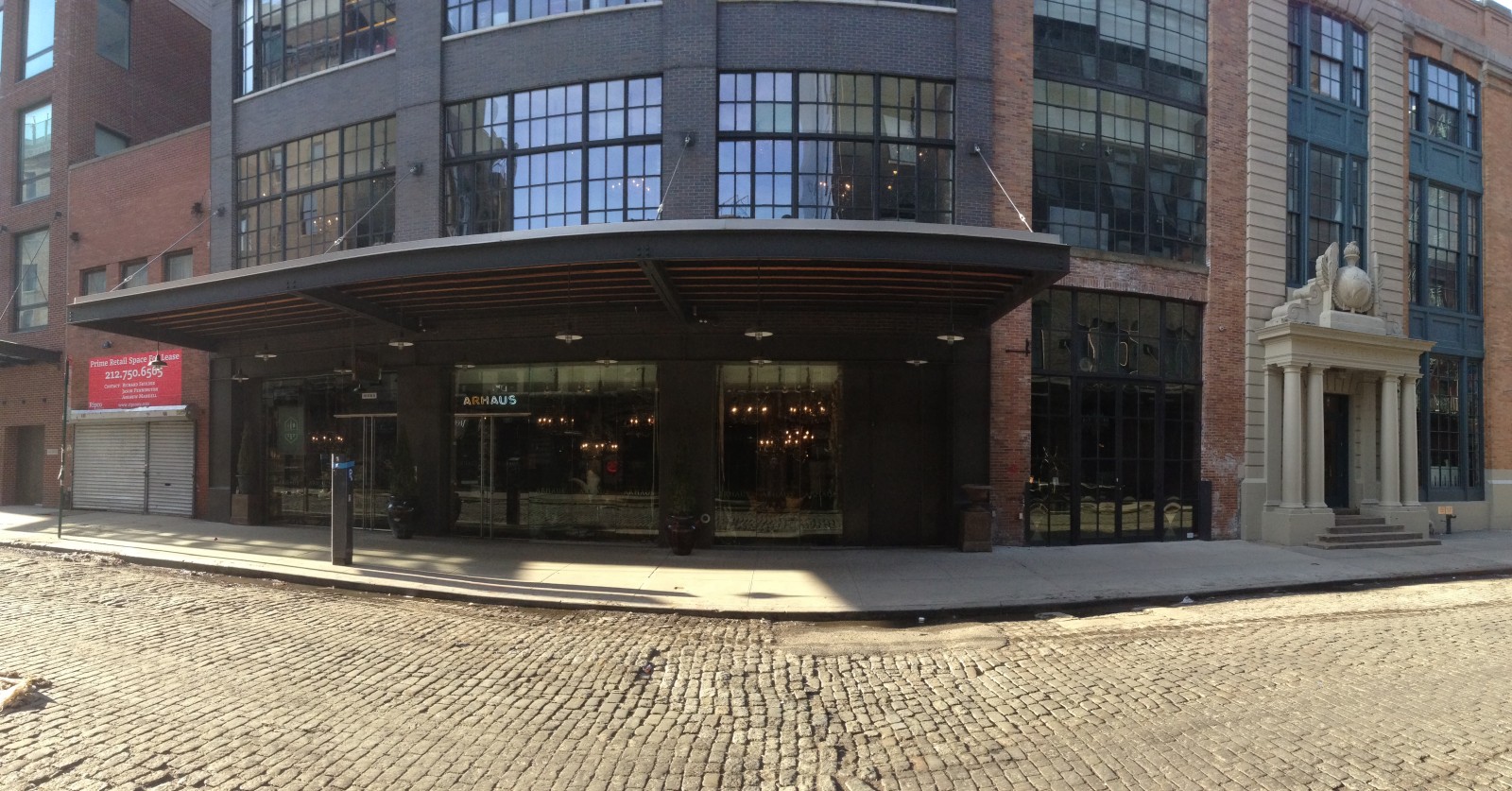 Arhaus Furniture 410 W 13th St New York, NY 10014 on 4URSPACE retail