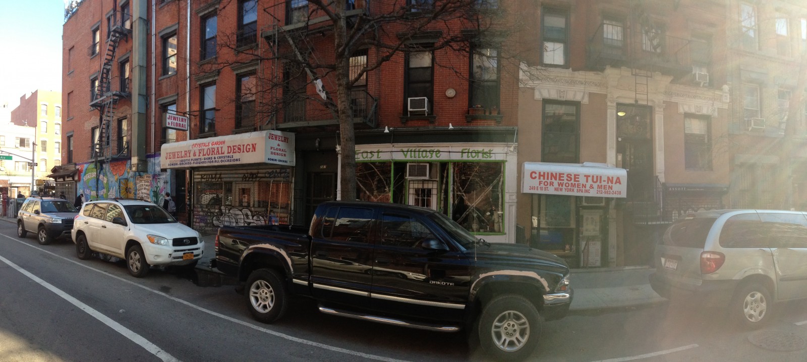 Crystals Garden 247 East 10th Street New York, NY 10003 on 4URSPACE