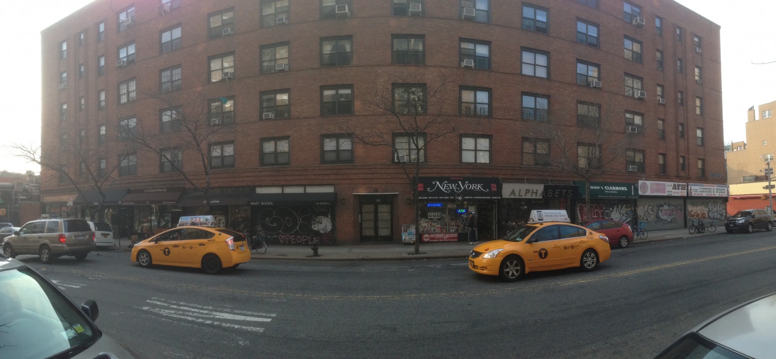 Mike's Cleaners 62 Ave A New York, NY 10009 on 4URSPACE retail profile