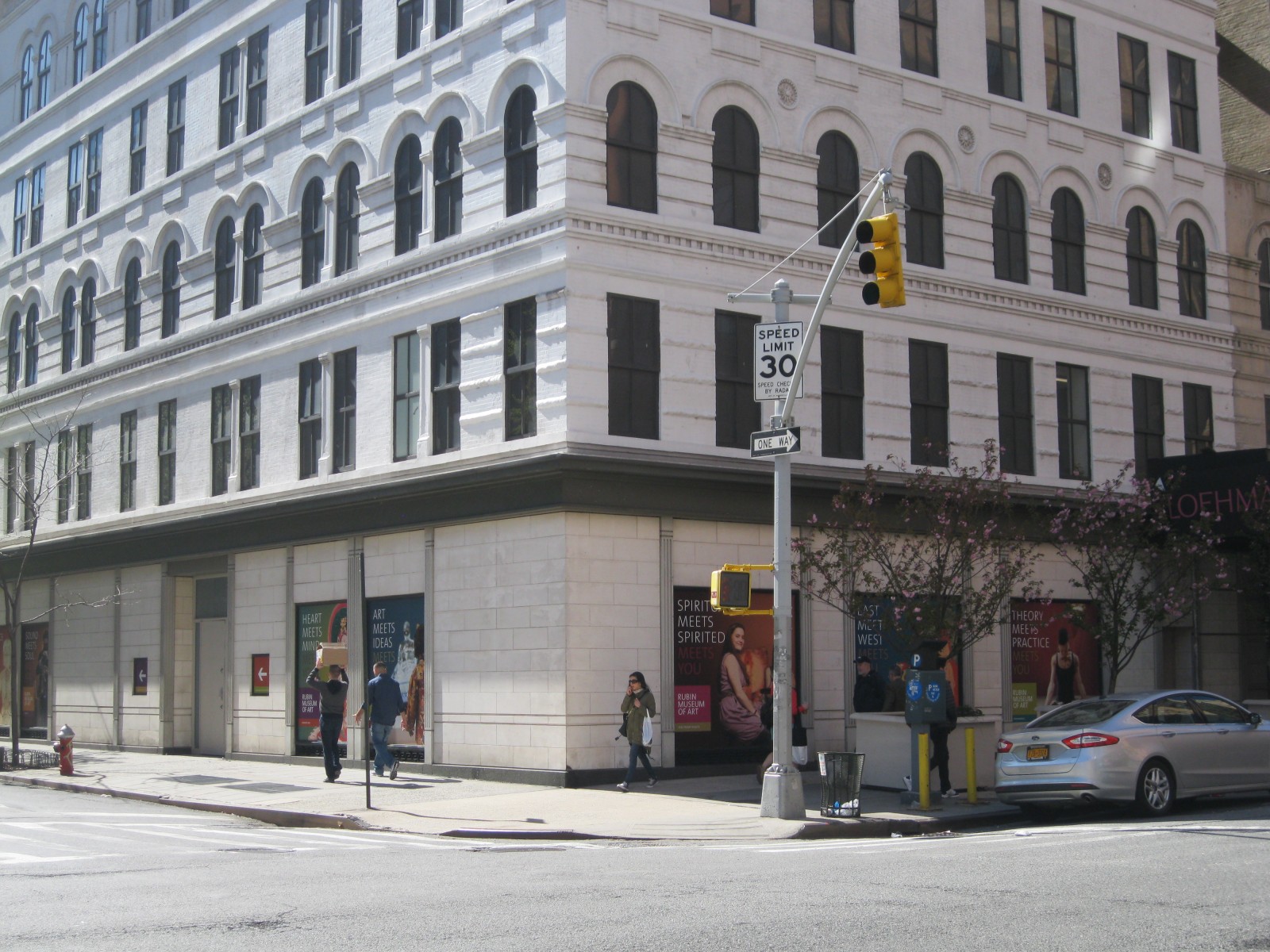 Rubin Museum of Art 150 West 17th Street New York, NY 10011 on 4URSPACE retail profile