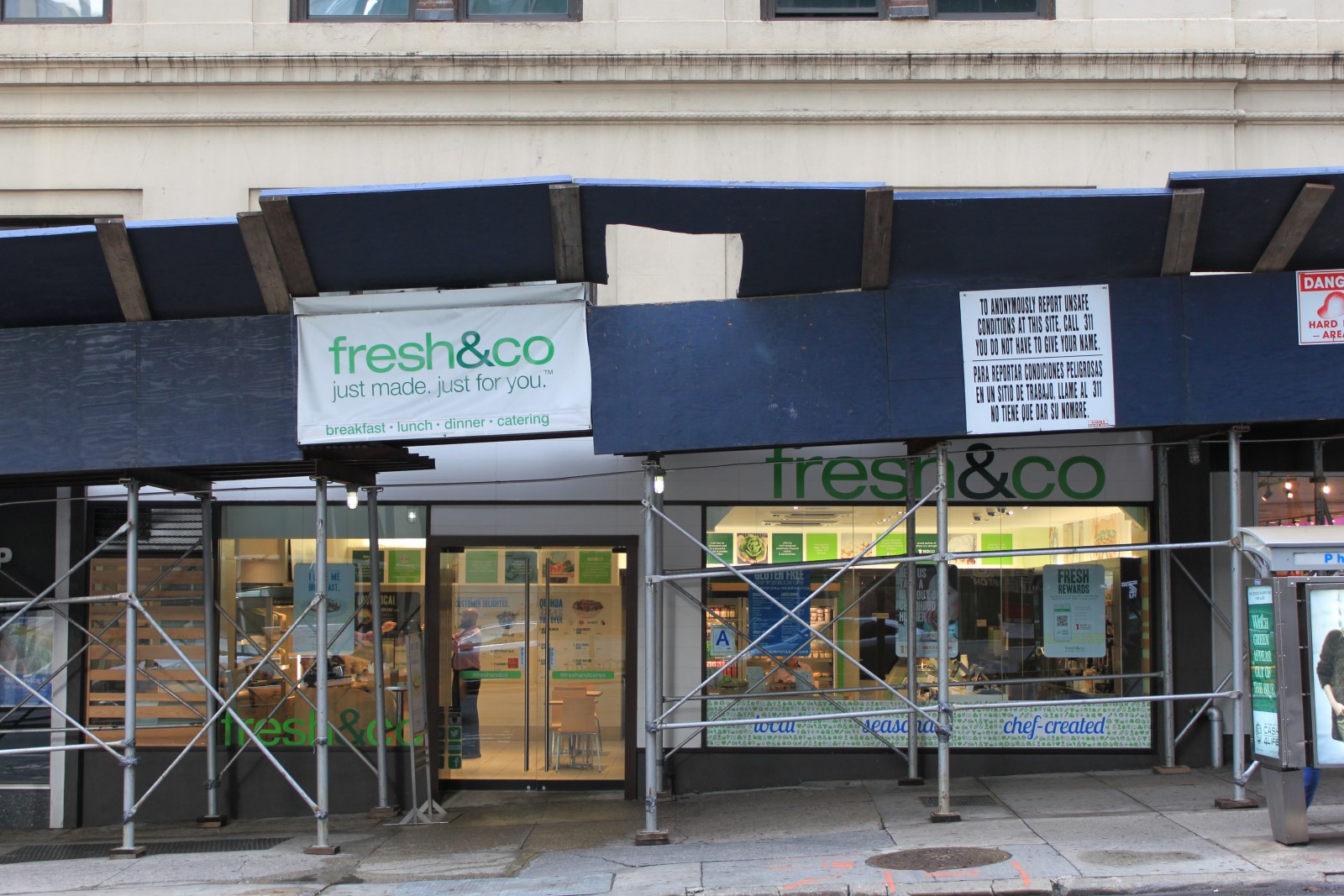 Fresh & Co. 309 Madison Ave. New York, NY 10017 on 4URSPACE retail profile