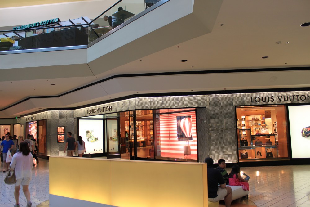 Louis Vuitton 8500 Beverly Boulevard Los Angeles Ca On 4urspace Retail Profile